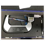 IP54 digital outside micrometer in case, 4"-5"