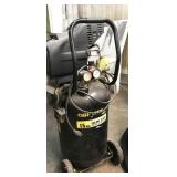 Brute air compressor, 15gal, 125psi, 2.5HP, does