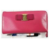Salvatore Ferragamo 22-C124 leather wallet in
