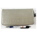 Chanel leather zip-around wallet in gray, 3rd
