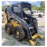 2016 John Deere 318G skid steer
