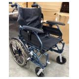 Manual wheelchair, with rear hand brakes