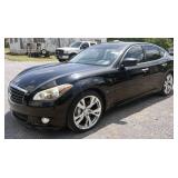 2011 Infiniti M56.S 4-door sedan