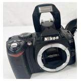 Nikon D40 digital camera body