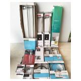 assorted bath accessories, some damaged