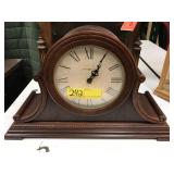 Howard Miller dual chime mantel clock