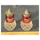 Salt & pepper shakers Salt & pepper shakers