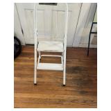 Step stool Step stool
