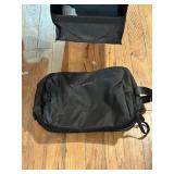 Shoe caddy and toiletry bag Shoe caddy and toiletry bag