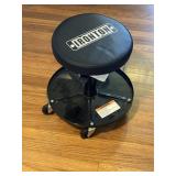 Pneumatic roller seat