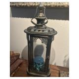 Countertop candle dï¿½cor