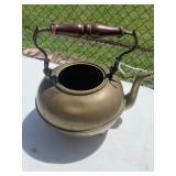 Booth & Son, Toronto, Brass colored tea pot