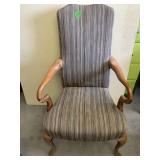 Arm chair