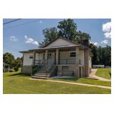 3 Bedroom with 2 Car Garage in Weston