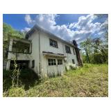2 Bedroom Project Home on Over an Acre near Charleston