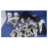 5 Pc Placesetting for 8 w/Serving Utensils of 5 Pc Placesetting for 8 w/Serving Utensils of