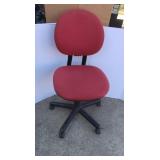 Swivel Office Chair w/Wheels-fabric