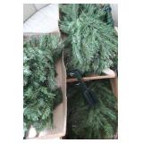 Artificial Christmas Tree Artificial Christmas Tree