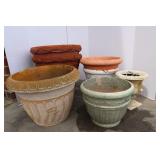 6 Planters/Pots(largest 20"D-not terracotta) 6 Planters/Pots(largest 20"D-not terracotta)