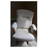 Dutallier made inCanada Recliner/Rocker w/Cushion