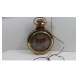 Vintage Elec Budweiser Light-up Clock-runs/works Vintage Elec Budweiser Light-up Clock-runs/works