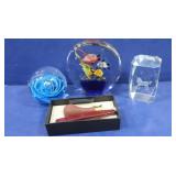 4 Paperweights(2 Vintage, 2 NIB) 4 Paperweights(2 Vintage, 2 NIB)