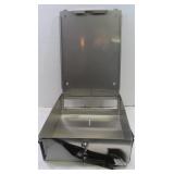NIB C-Fold SS Paper towel Dispenser w/Key NIB C-Fold SS Paper towel Dispenser w/Key