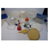 Plasticware incl. Tupperware