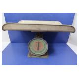 Vintage Nursery Scale w/Box