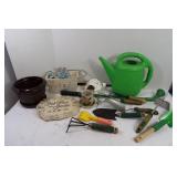 Garden Tools & Planters
