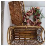 2 Lg Baskets, Flowered Wreaths(Baskets-30Lx17Dx14H