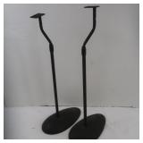2 Metal Stands