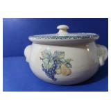 NIB Home&Garden Large Covered Casserole