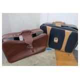 2 Suitcases(as is)