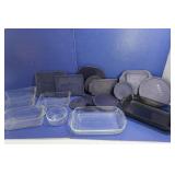 Pyrex Baking Dishes & Lids