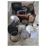 Kitchenware-Pans, Baking Items-Large Lot