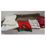 Towels, Bath Mats, & Linens