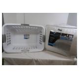 Full/Queen Hydro Comforter &Laundry Basket