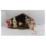 Wooden Manger w/Ceramic Manger Set(wing broken)