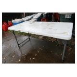 Small Folding/Adjustable Height Table