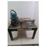 Makita 1HP Router & Router Table