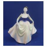 Royal Doulton "Lisa" 1968 7.5" tall