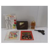 Set of Professional Dominos,Snoopy Soap Dispenser,