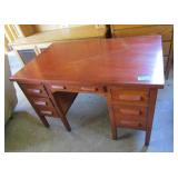 Desk-50Wx32x31"H