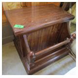 End Table w/Magazine Rack-26x22x20 1/2"H