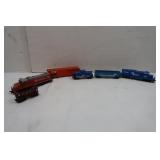 Train Cars-Conrail Engine 7563, Contrail 18629 Car