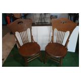 2 Vintage Oak Wooden Chairs-*Very Good Conditon*