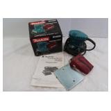 Mikita 4 1/2" Finishing Sander