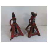 2 Jack Stands