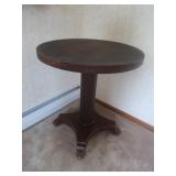 Antique Pedestal Table w/Claws Feet-28x30"